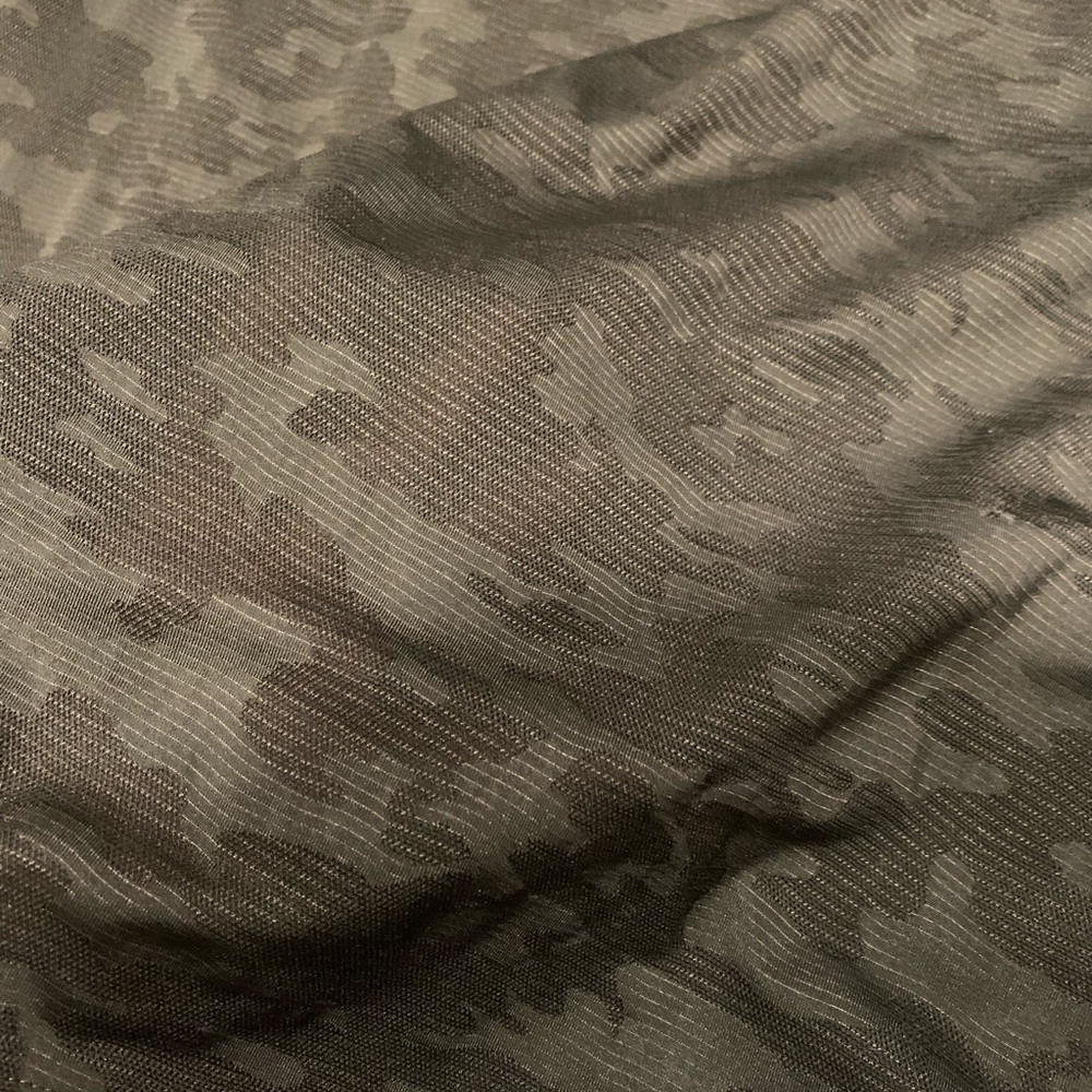 Lululemon Shirt - Picture 2 of 3